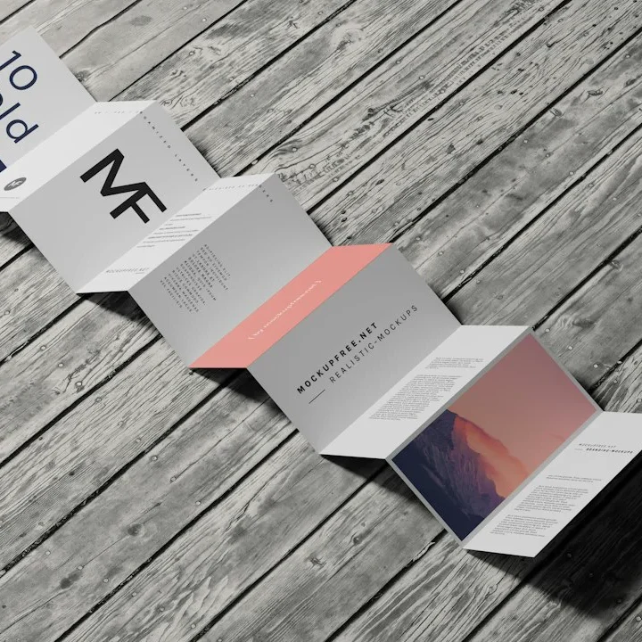 Aufgefalteter Falzflyer als Beispiel für individuelle Druckprodukte